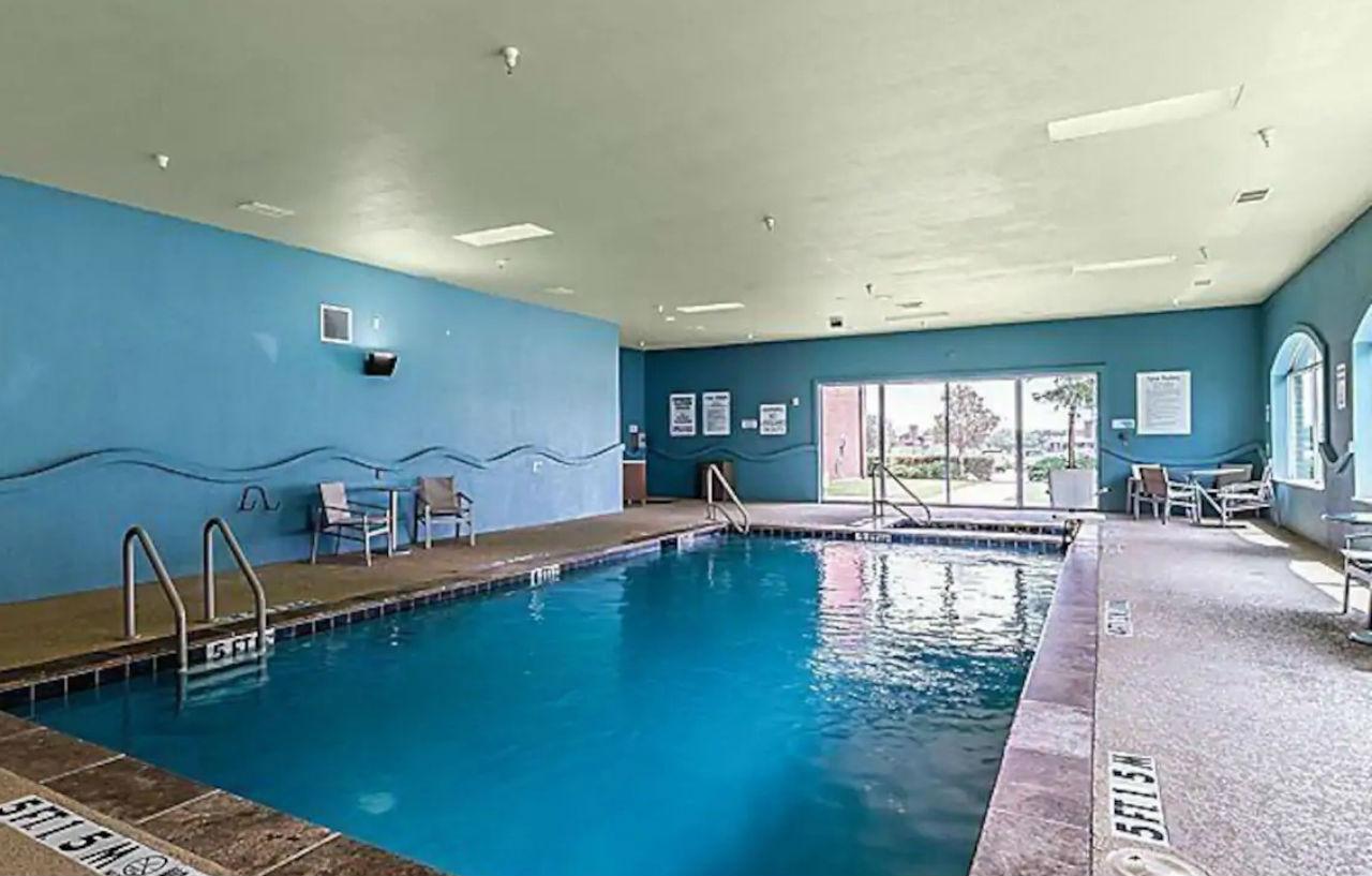 Holiday Inn Express & Suites Fort Worth - Fossil Creek By Ihg Exterior foto